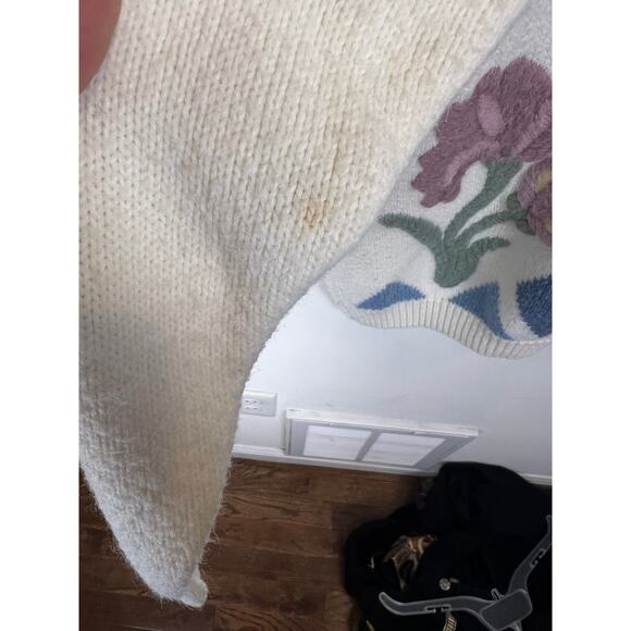 Vintage Knit Sweater with Flowers & Argyle - XL - Picture 4 of 6